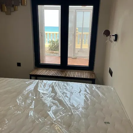 דירה House